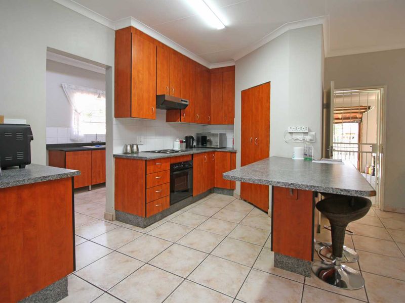 Secure, Spacious & Family-Ready – Your Forever Home Awaits! - Photo 4