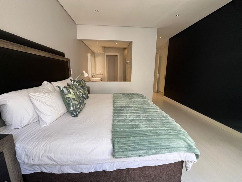 FULLY FURNISHED APARTMENT IN HYDE PARK AVAILABLE - Photo 6