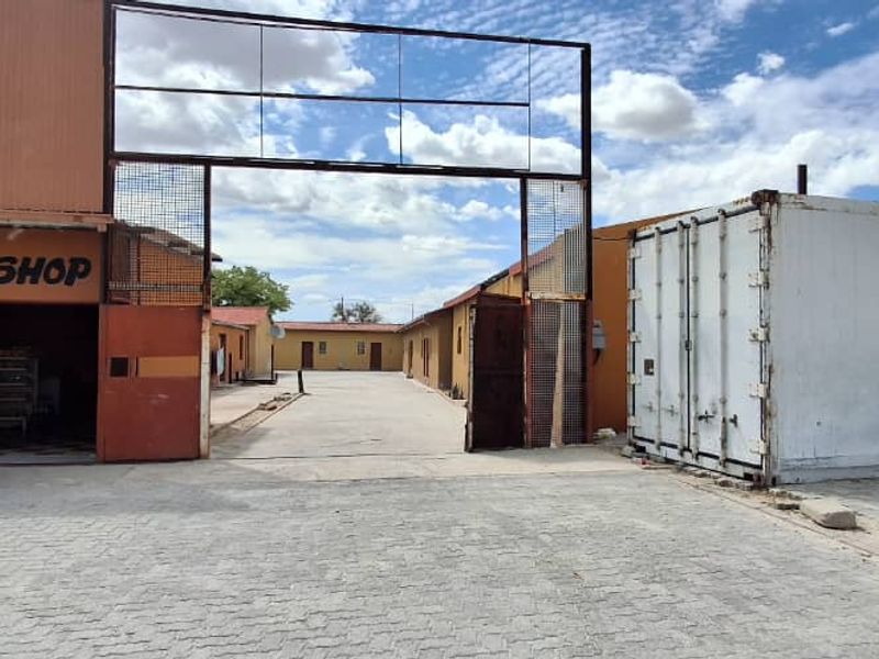 Mixed use Business Property For Sale - Ondangwa - Photo 3