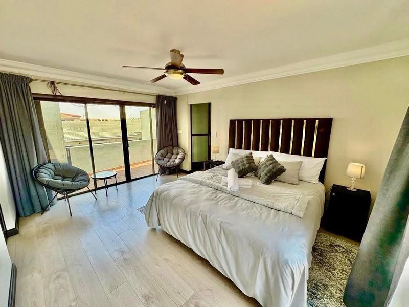 LONG BEACH FAMILY HOME | FOR SALE! - Photo 3