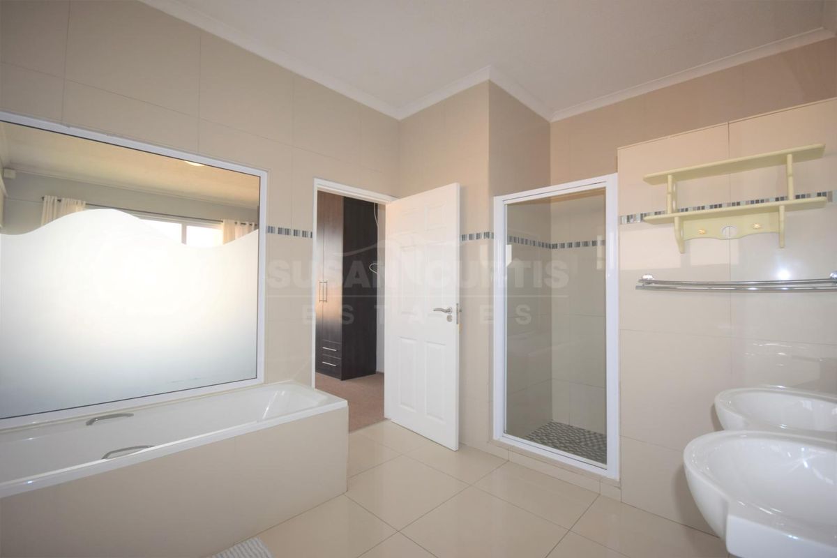 2 Bedroom Furnished Apartment - Photo 5