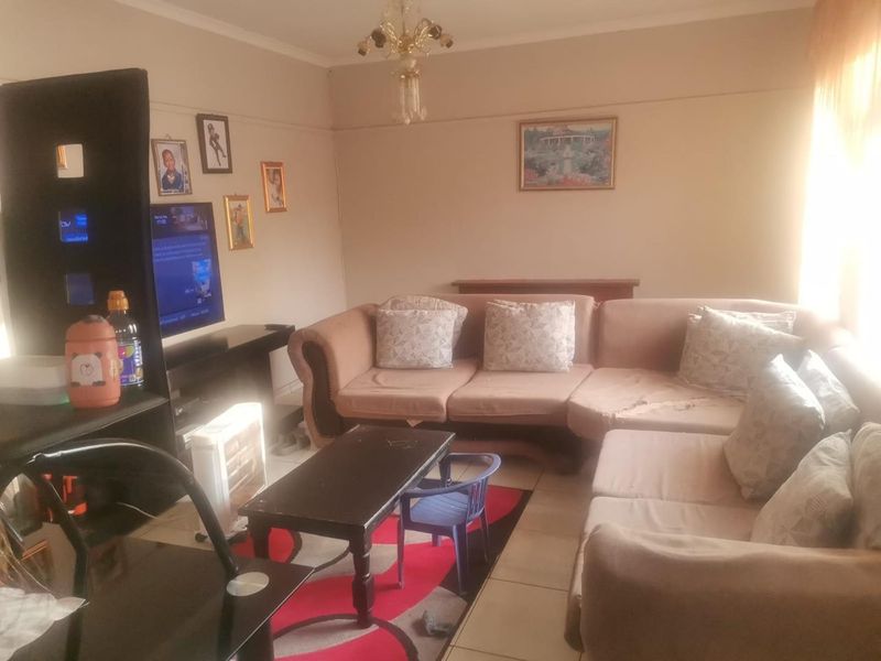 3 Bedroom House For Sale in Vanderbijlpark CW6 - Photo 4