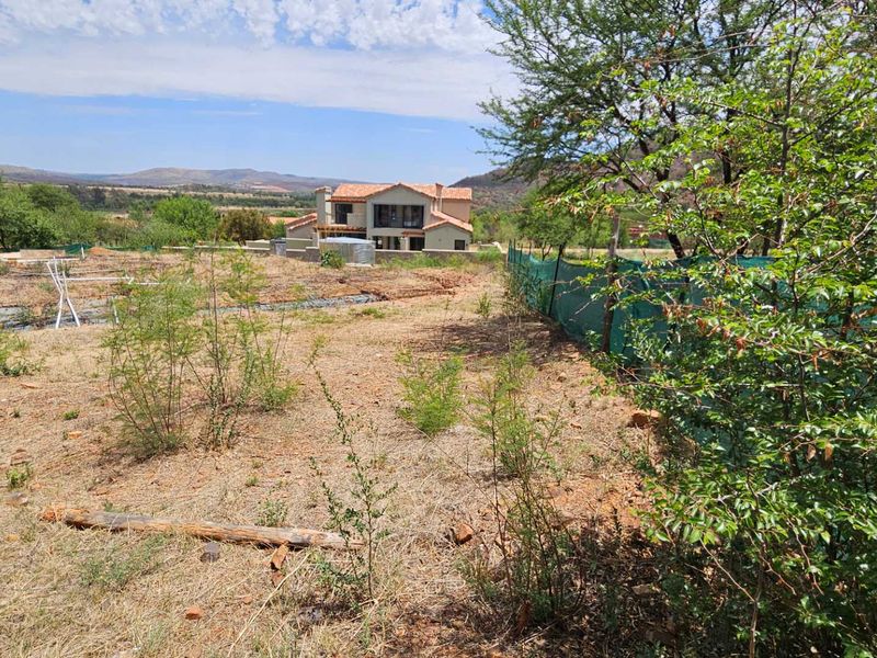 1117sqm Vacant Stand with Approved Plans In Estate d Afrique - Photo 3