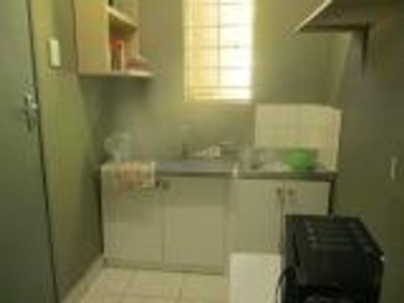 PRIME BUSINESS MEDICAL OR OFFICE USE - Photo 9