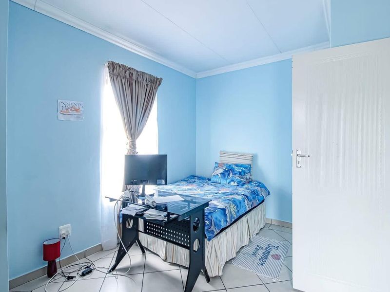 5 Bedroom Townhouse For Rent In Kosmosdal - Photo 3