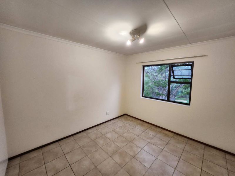 2 Bed 1 Bath First Floor Apartment for Rent - Photo 9