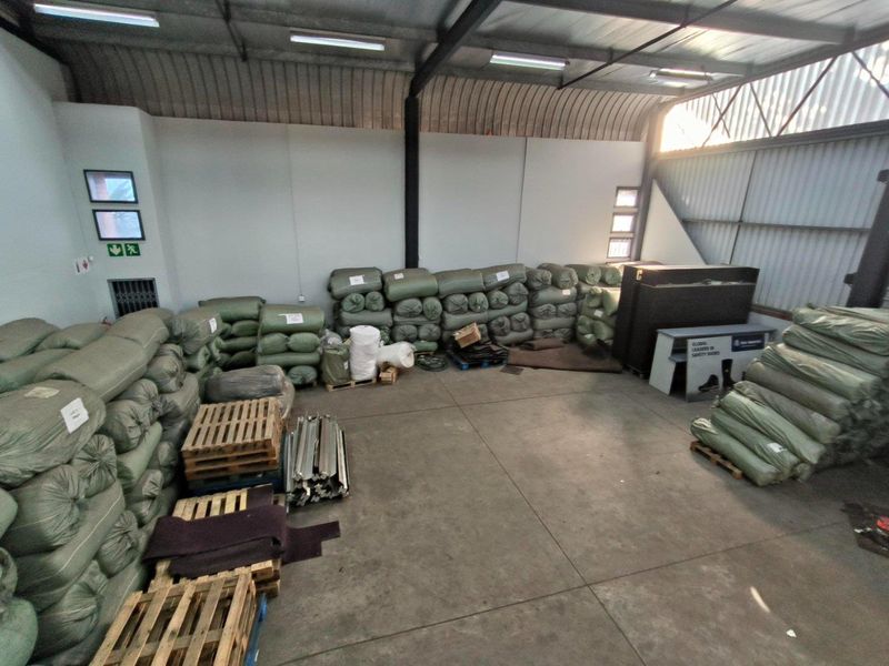 Industrial Park - Mini Factory - 261m2 - Photo 5