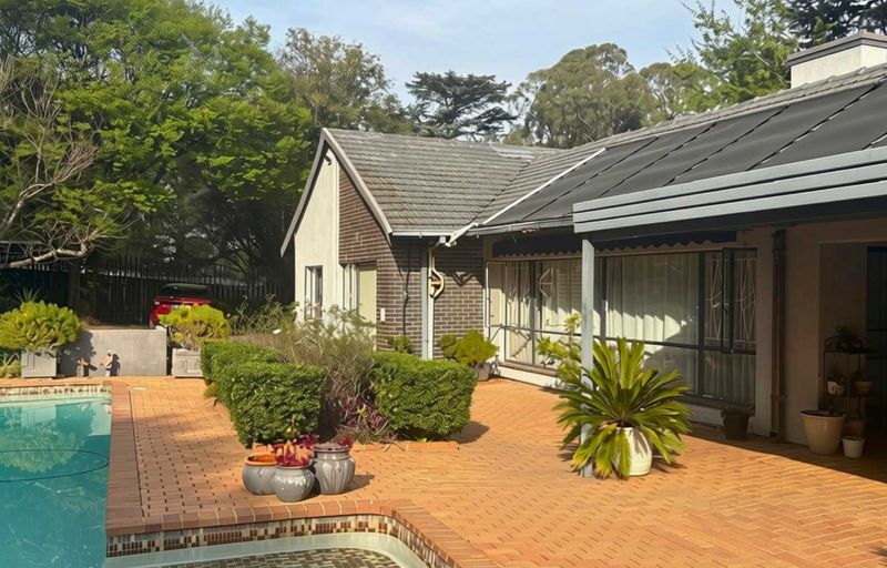 Halifax Road, Bryanston - Exceptional 1-Acre Income-Generating property