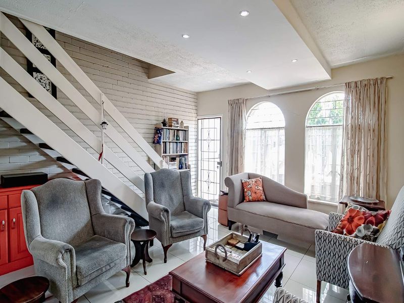 Renovated Lock-Up and Go - Photo 6