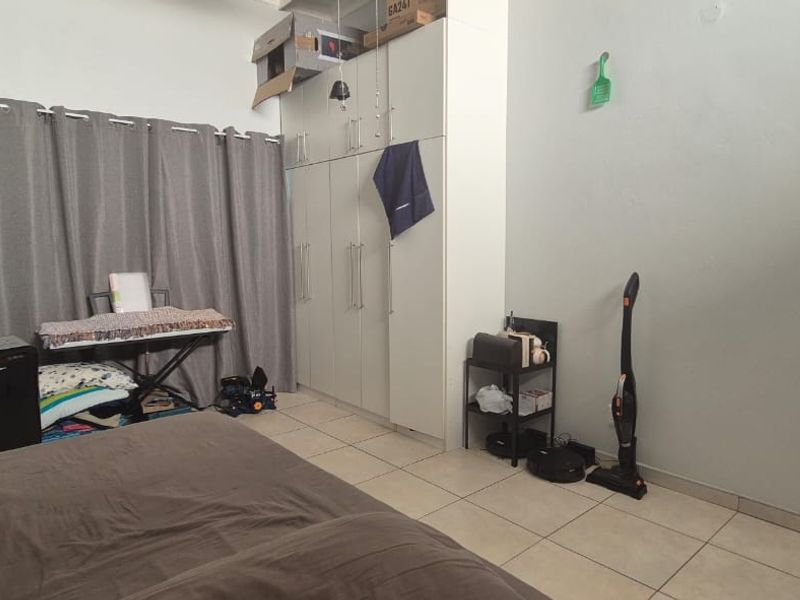 3 Seperate living units on 1 property - Photo 6