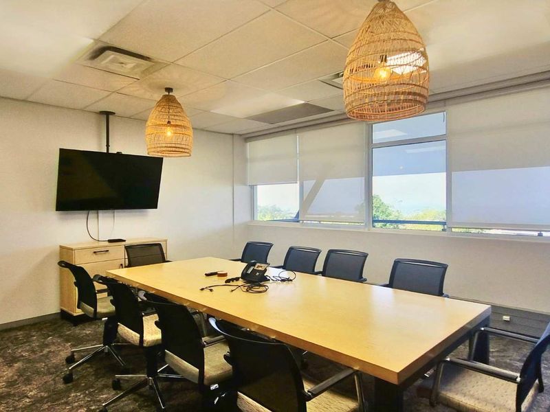 Office to Let | First-Floor Suite | La Lucia Ridge | ±305.94 m2 | R195/m2 (Gross, ex VAT) - Photo 5