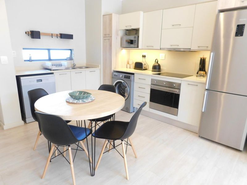 If you are an investor looking to purchase a property for the Corporate tenant, then look no further - Photo 7