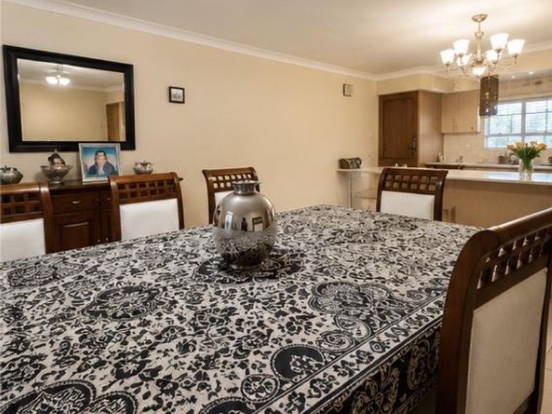 Prime Location! Spacious 3-Bedroom Home Near Major Routes - Photo 2