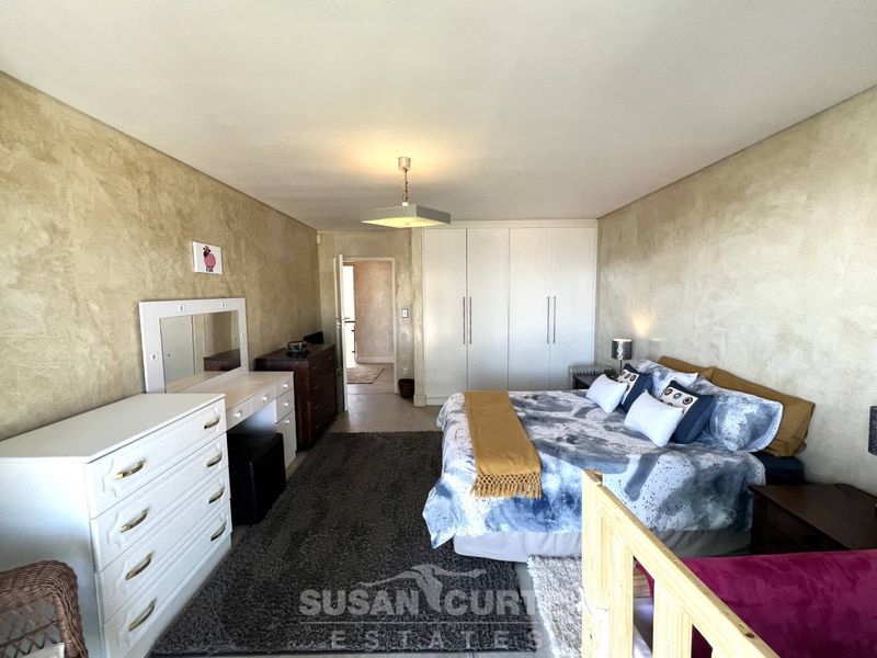 BEACHFRONT HOUSE - Photo 9