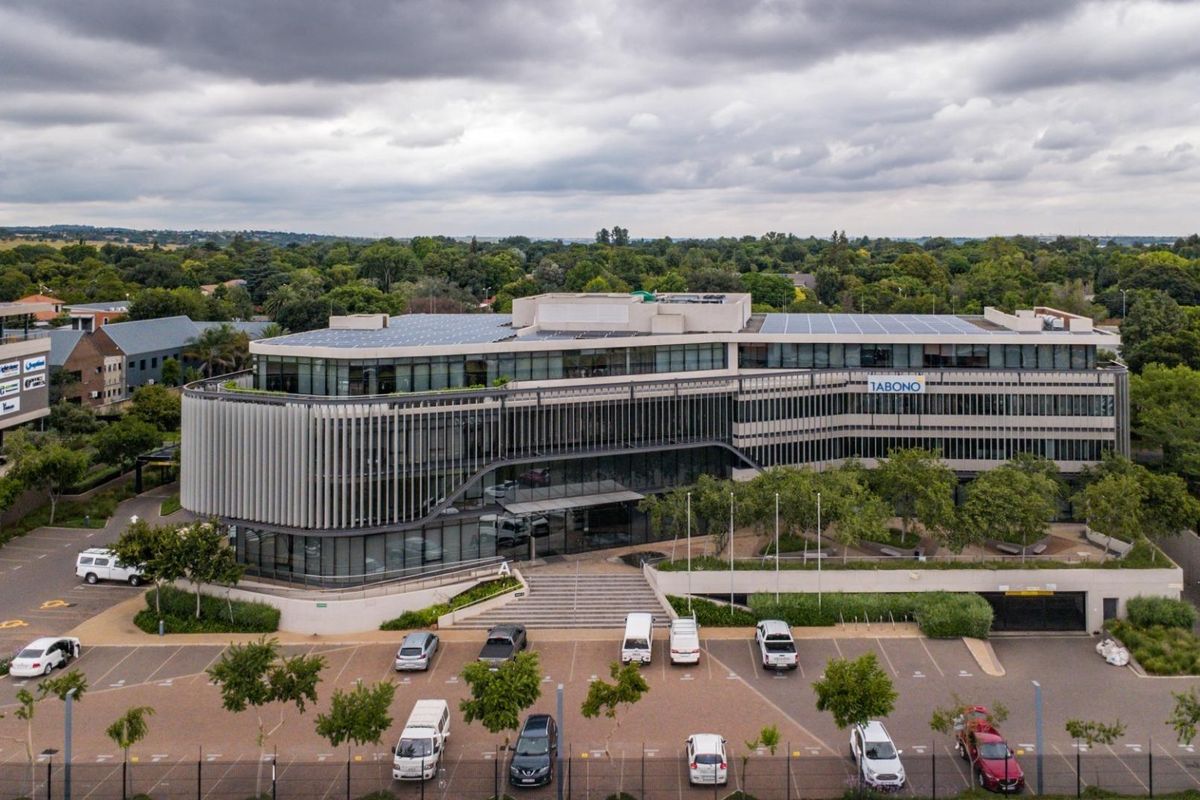 Elevate Your Corporate Presence at Irene Link - Photo 3