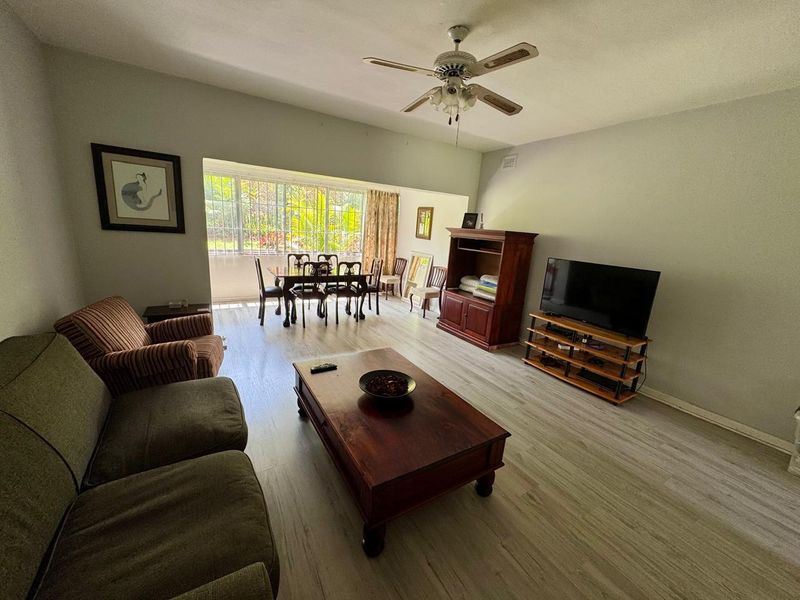 SPACIOUS 2 BEDROOM FLAT in Musgrave - Photo 8