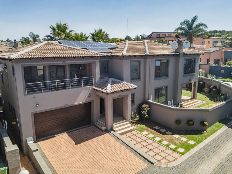 Prestigious Meyersdal Estate: Your Dream Home Awaits! - Photo 3