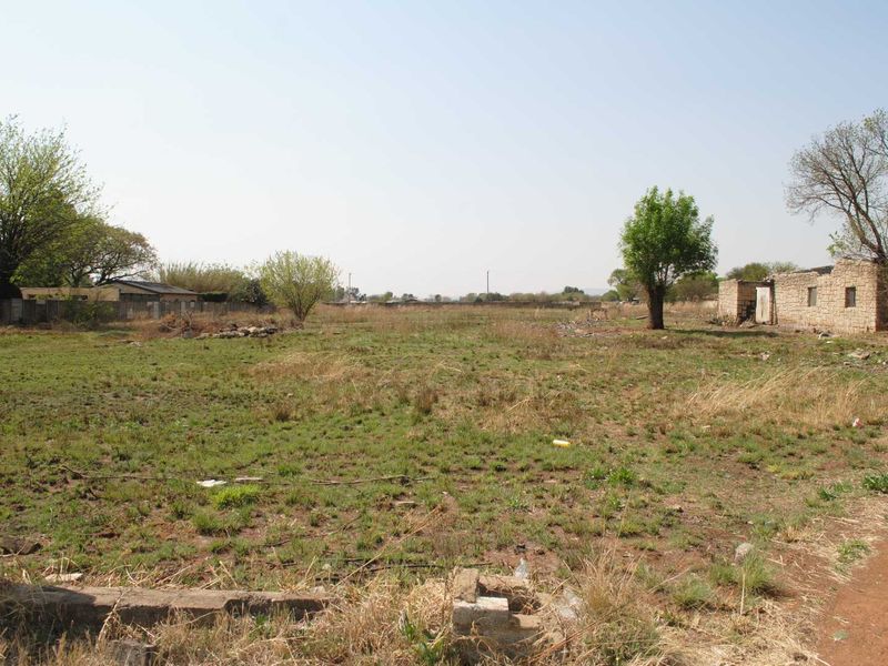 Spacious Prime Site for development - Photo 3