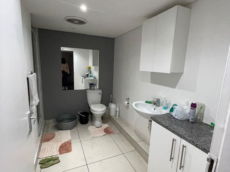 For Sale: 2 Spacious 3-Bedroom Apartments – City Junction, Windhoek - Photo 7