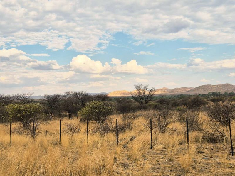 Guarantee views and privacy! 5HA plot for sale! 12 km South West from Okahandja on the Gross Barmen Road! - Photo 7