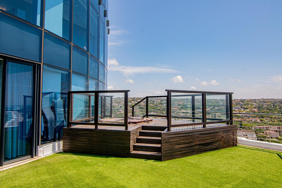 3 BEDROOM I 4 BATHROOM APARTMENT - Photo 4