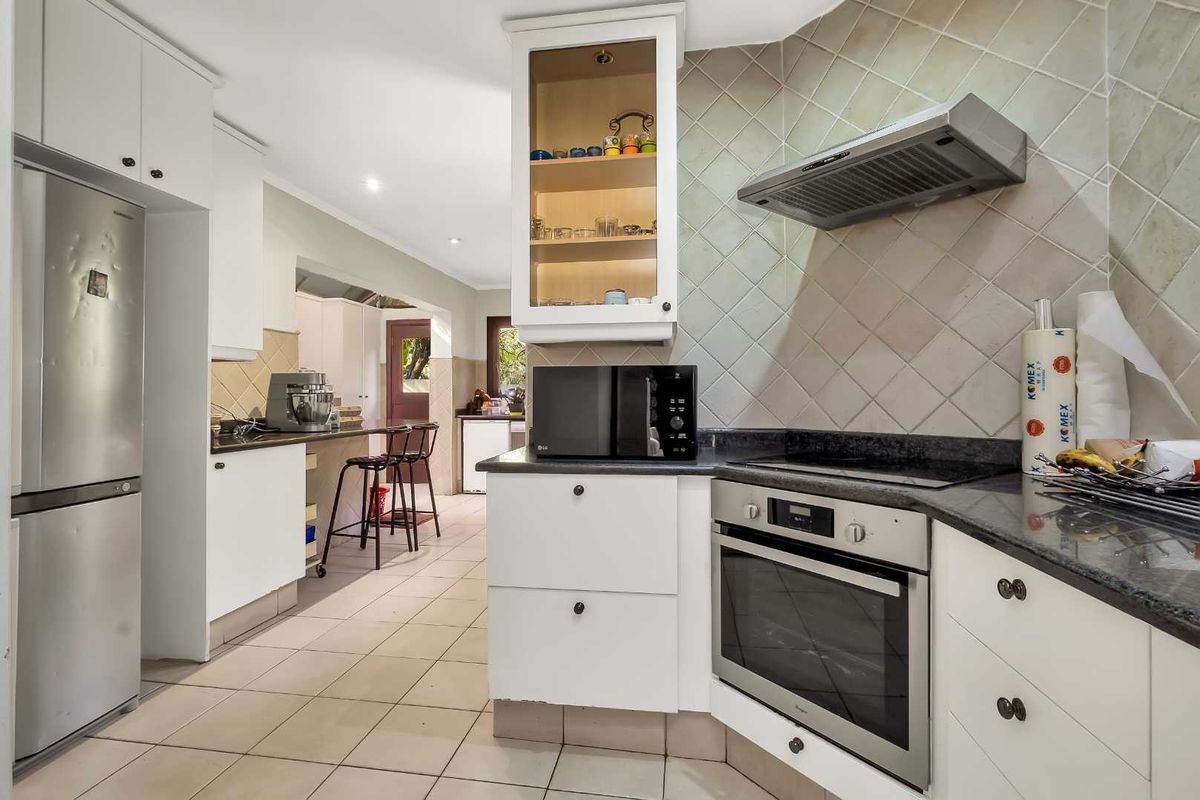 GOLF COURSE VIEW - Photo 4