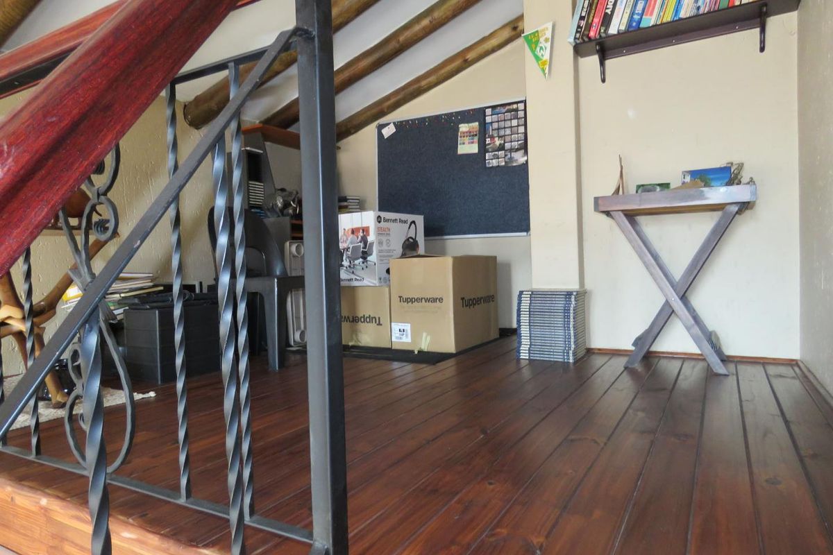 Loft Living with Comfort in Sought-After New Redruth - Photo 3