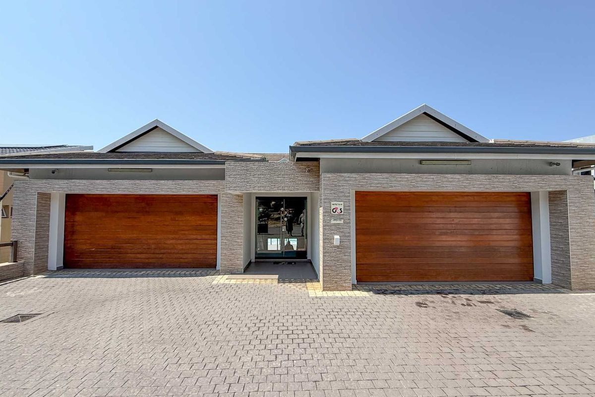 Incredible Coastal Tinley Manor Home - Photo 2