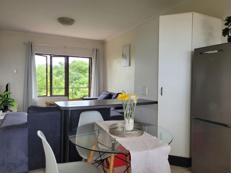 2 Bedroom Unit in a Popular Complex in Montclair - Photo 5