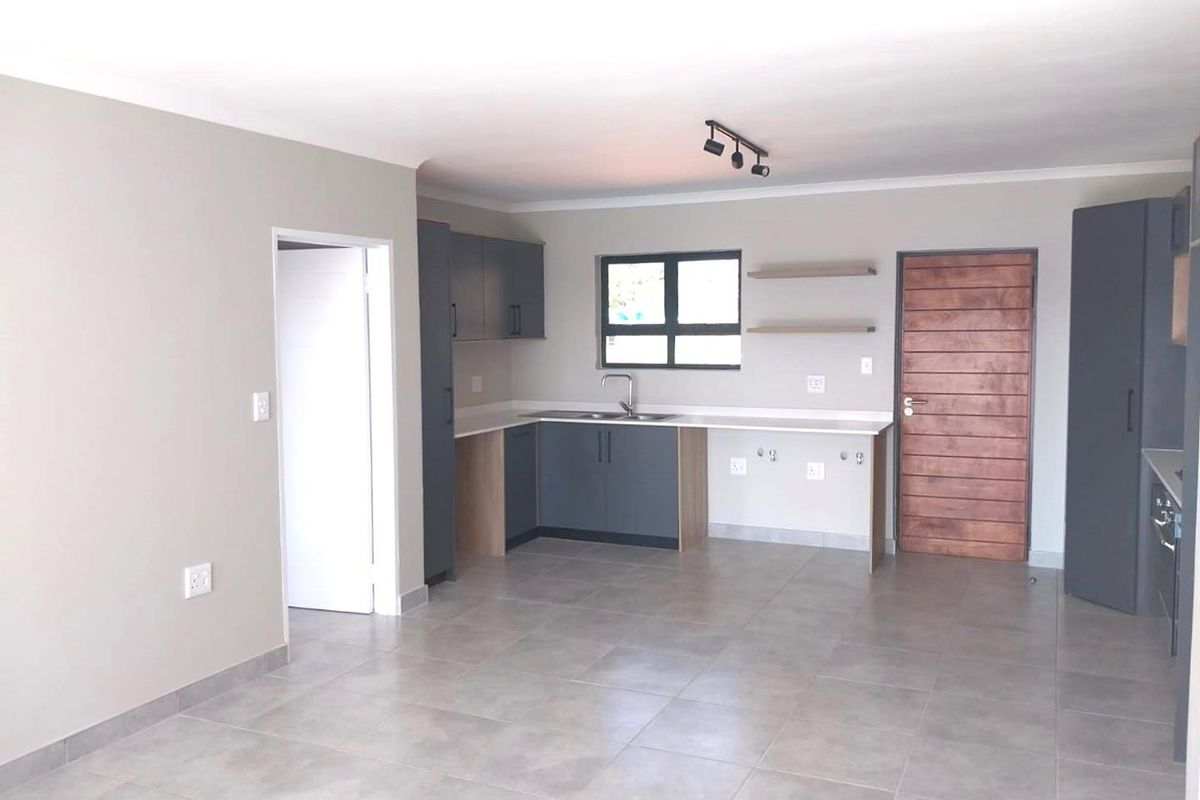 UPPER FLOOR 2 BEDROOM UNIT WITH BALCONY NOW AVAILABLE TO RENT IN OLYMPUS - Photo 3