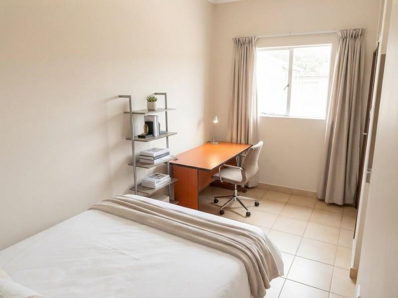 Charming Duplex with Private Garden Near Pretoria North Shops - Photo 8