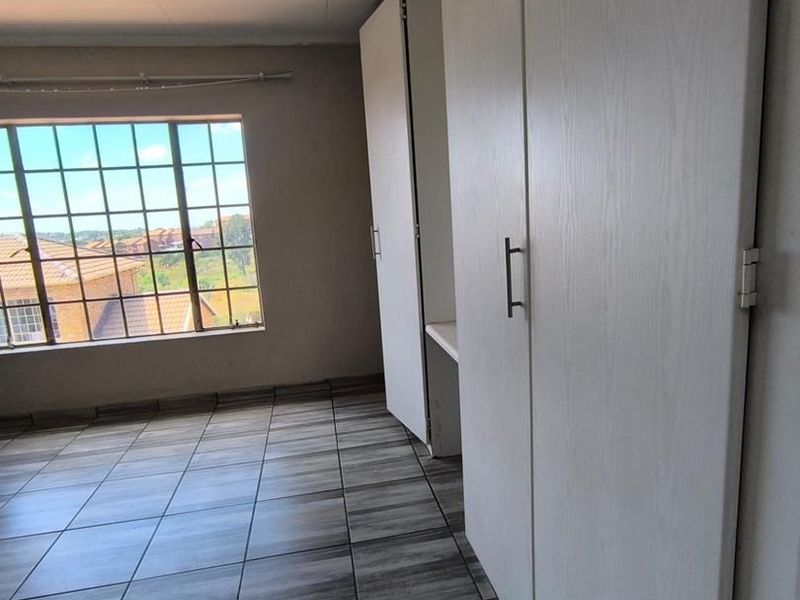 3 Bedroomed double storey cluster for sale. - Photo 10