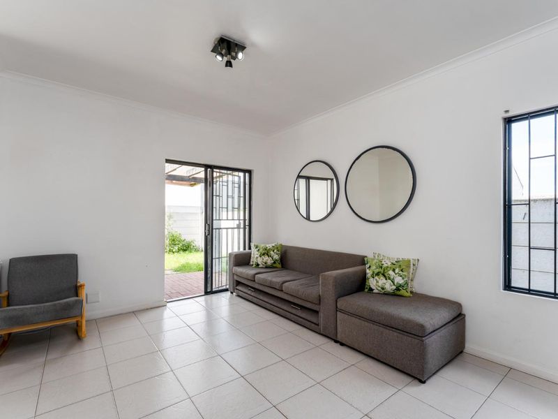 Light-Filled Living in a Secure Muizenberg Estate - Photo 5