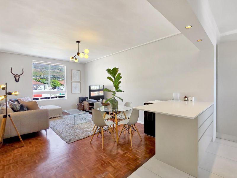 Newly Renovated One Bedroom Apartment With Mountain Views - Photo 4