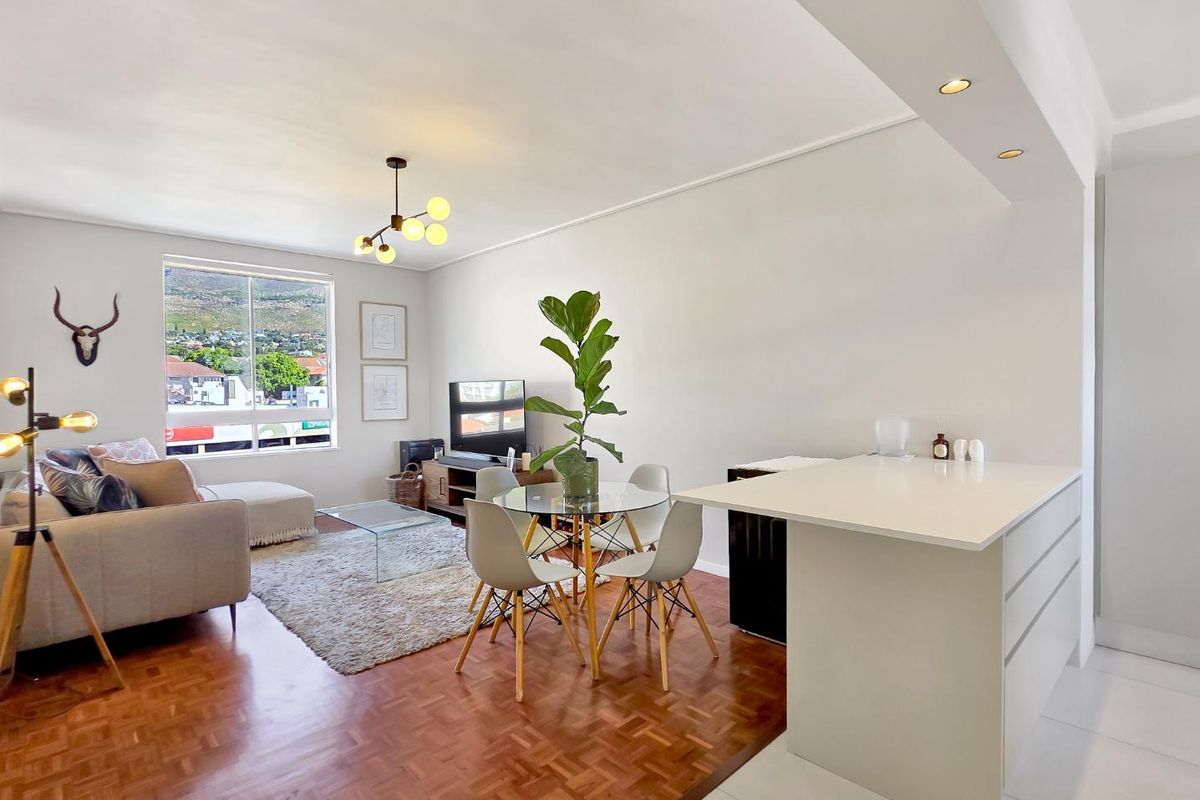 Newly Renovated One Bedroom Apartment With Mountain Views - Photo 4