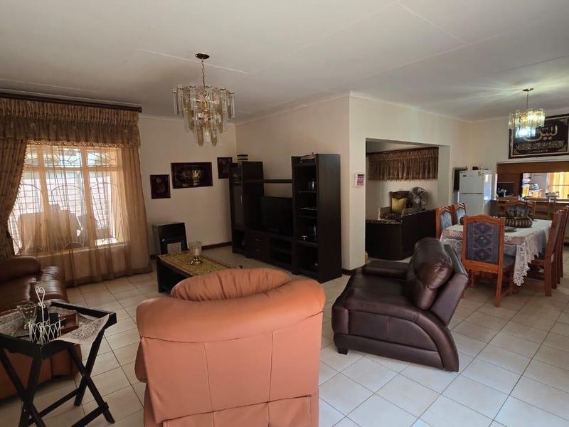 FOR SALE in Eltivillas – Louis Trichardt - Photo 3