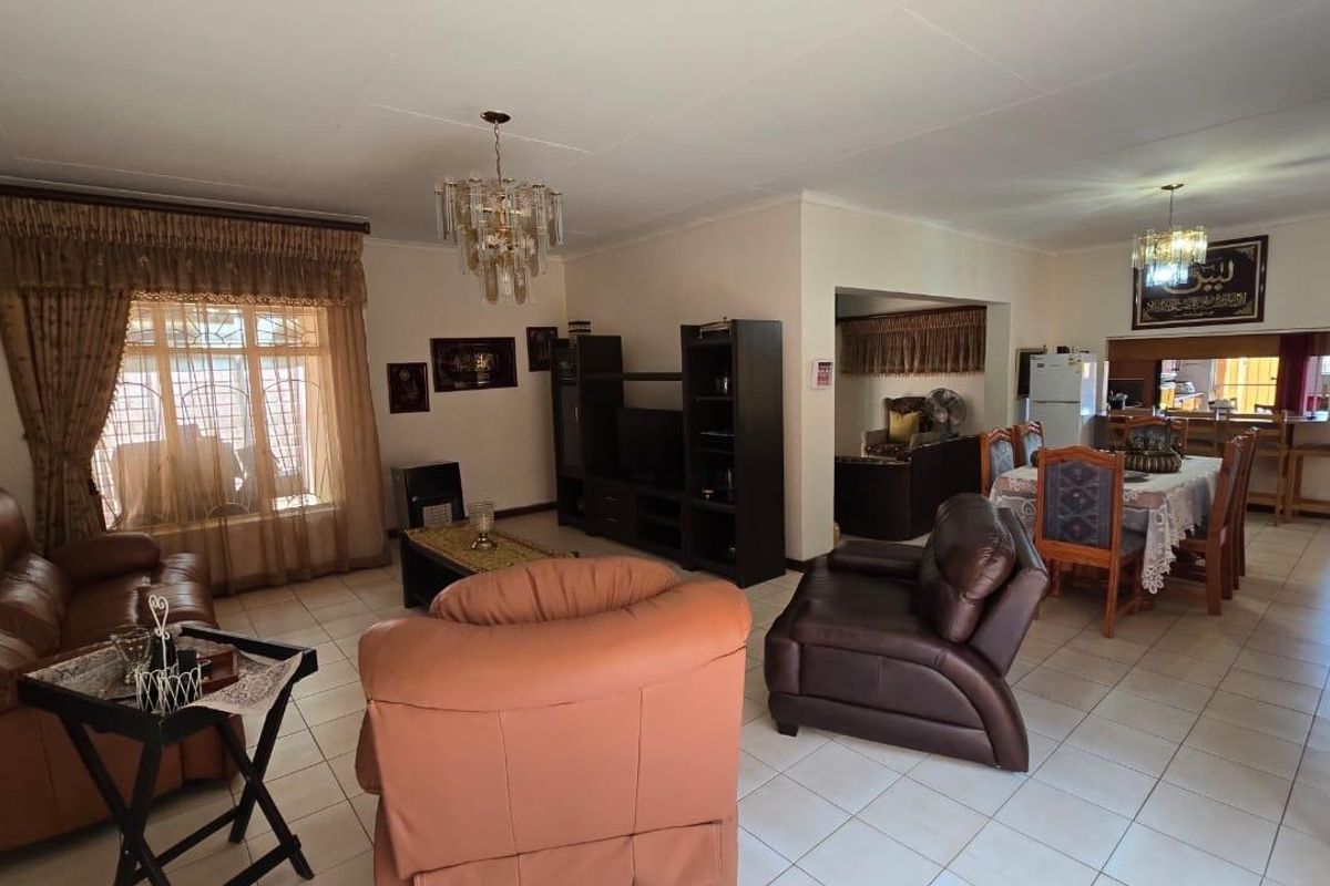 FOR SALE in Eltivillas – Louis Trichardt - Photo 3