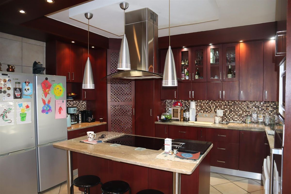 Fantastic Buy in Pioneers Park. - Photo 3