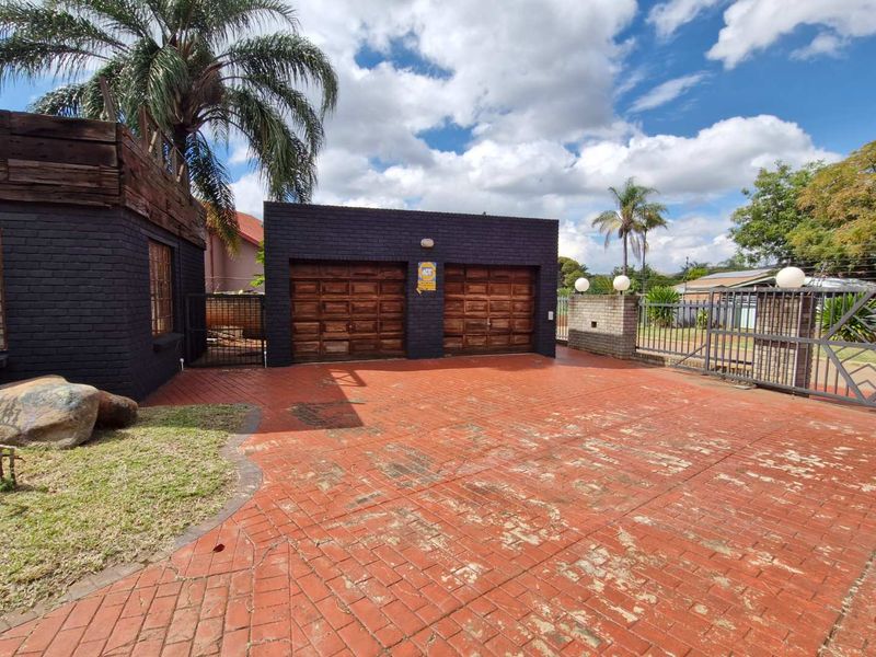 3 Bedroom House for sale in Karenpark - Photo 8
