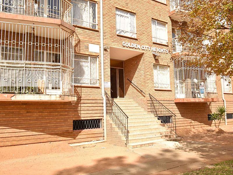 Third Floor Apartment - Photo 1