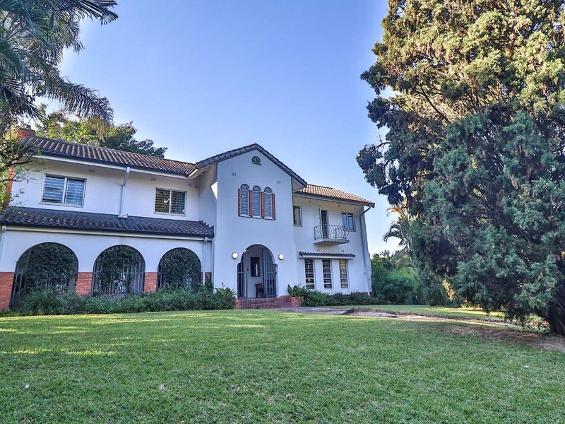Timeless Architectural Masterpiece – A Rare Lowveld Gem - Photo 2