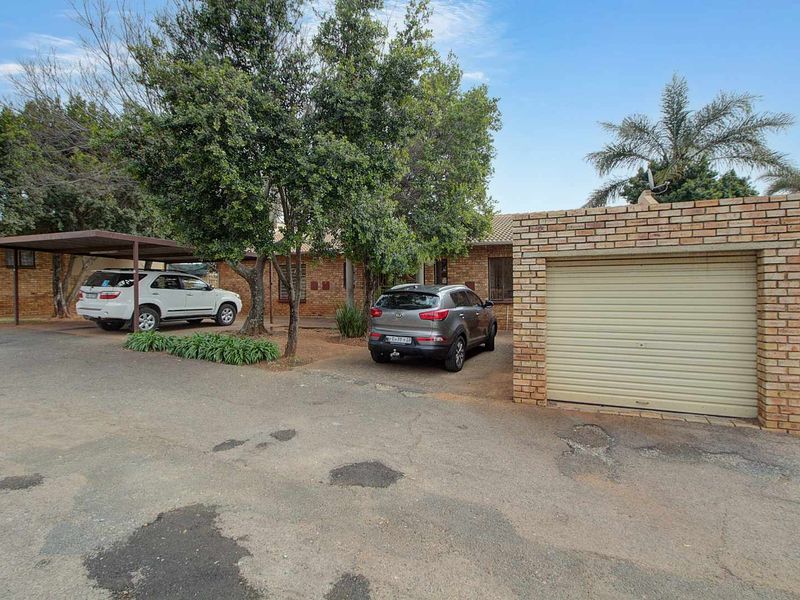 Perfect for First-Time Buyers - Photo 2