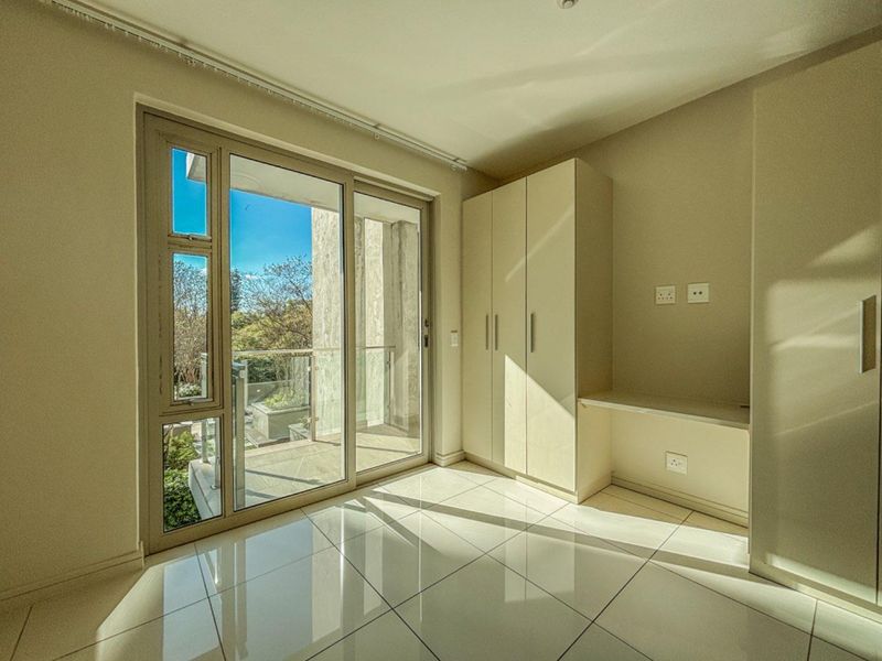 Luxury Modern 2 Bedroom, 2 Bathroom Apartment for Sale in Prime Rosebank location - Photo 10