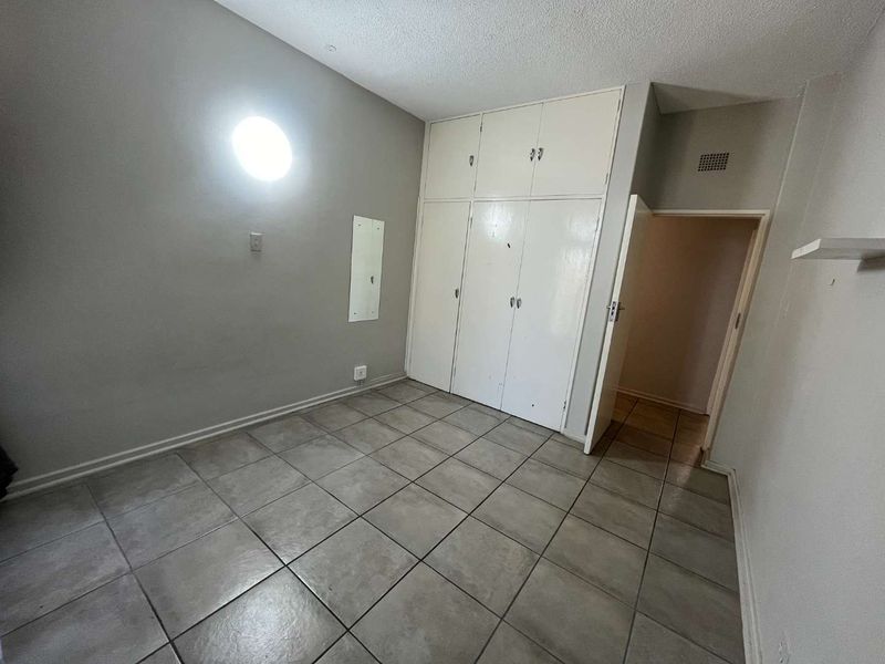 Modern 2-Bedroom Apartment with Scenic River Views – Excellent Investment Opportunity - Photo 7