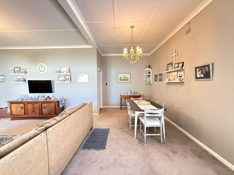 Neat as a Pin – Spacious Family Living at Its Best - Photo 6