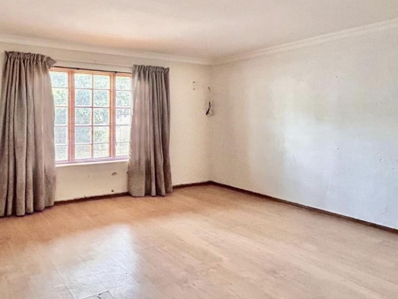 Prime location. Pure impact. - Photo 10