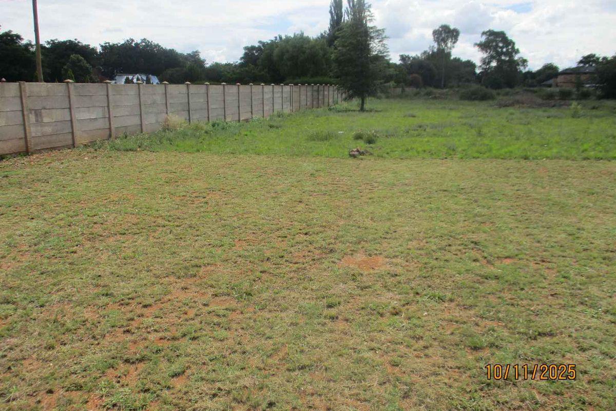 Enjoy the peace and tranquility of Henley - Photo 3