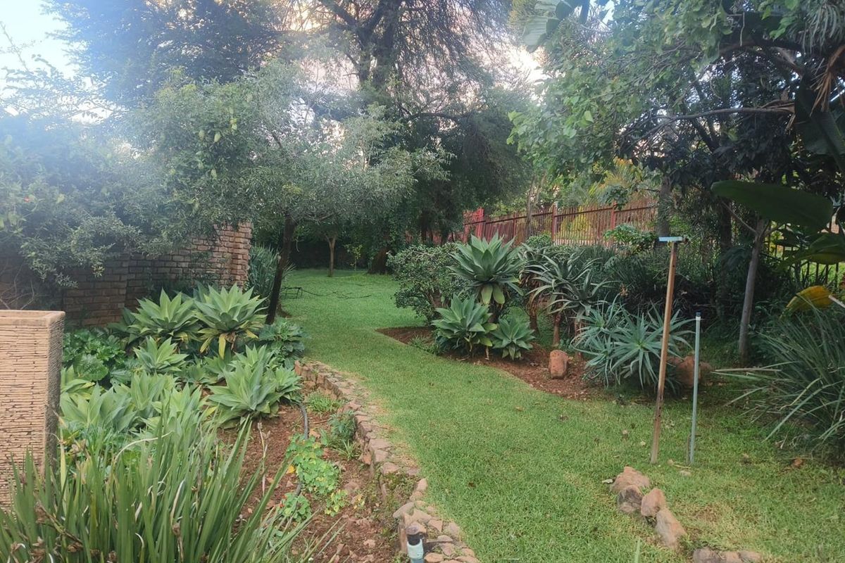 BEAUTIFUL 3 BEDROOM HOUSE FOR SALE IN SILVERTON RIDGE - Photo 3