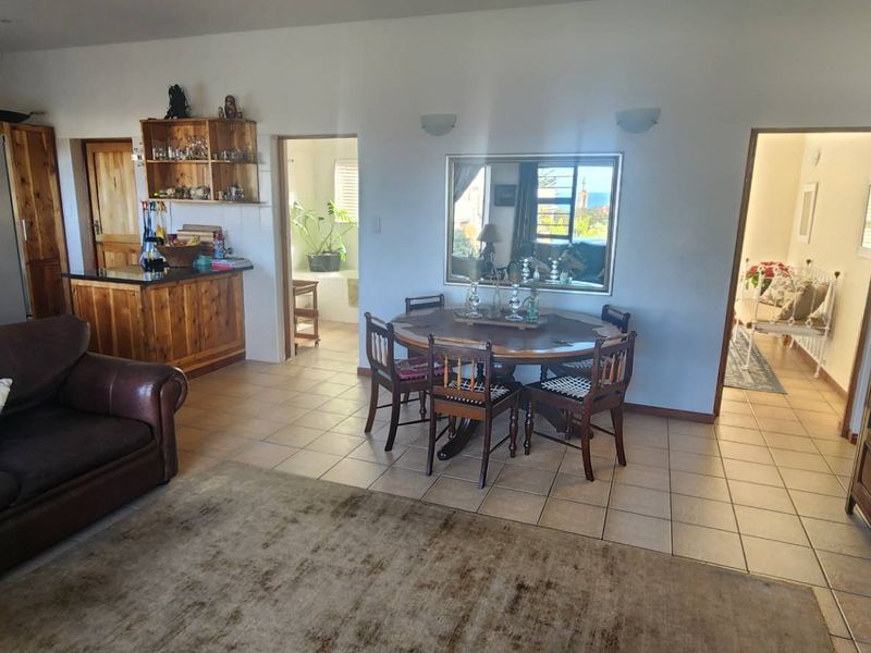 HOME OF DISTINCTION IN SMALL COMPLEX WITH SEA VIEWS - Photo 6