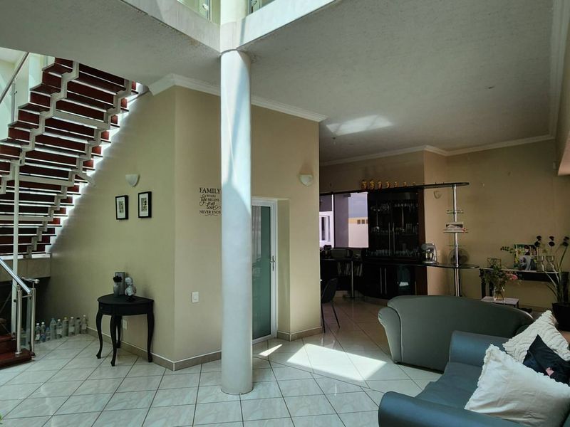 BEDROOM LUXURY HOUSE IN AUASBLICK - Photo 5